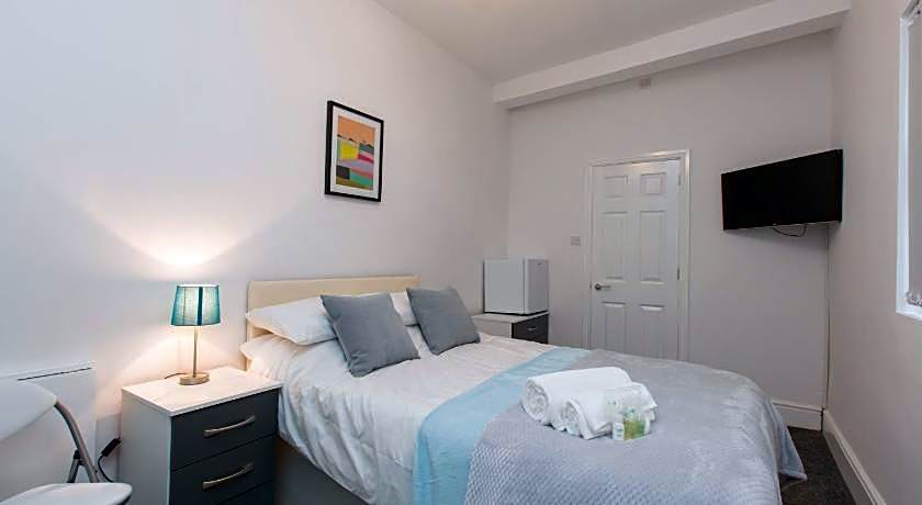 TownHouse PLUS @ 40 West St