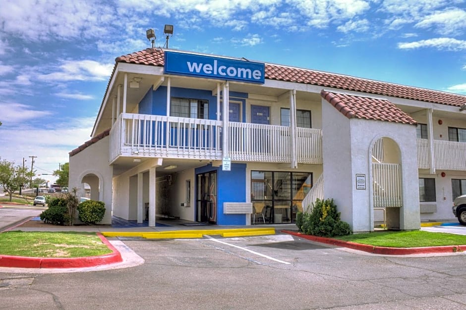 Motel 6-El Paso, TX - East
