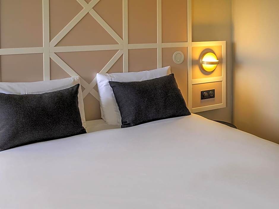 Mercure Rouen Centre Champ de Mars