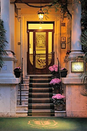 Hotel Farnese