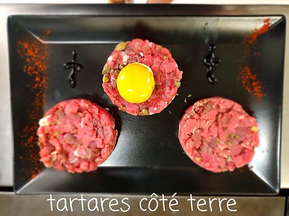 Hôtel Restaurant La Paix La Robe et le Palais