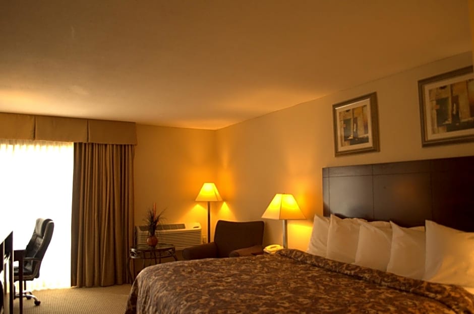 Rodeway Inn & Suites East Windsor