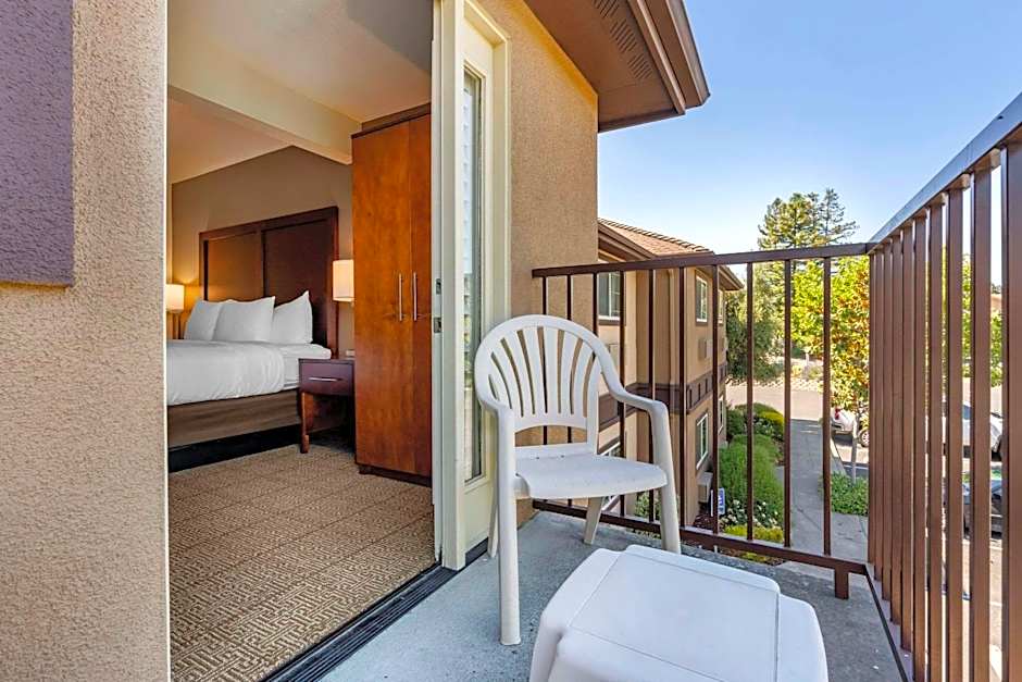 Comfort Inn & Suites Ukiah Mendocino County