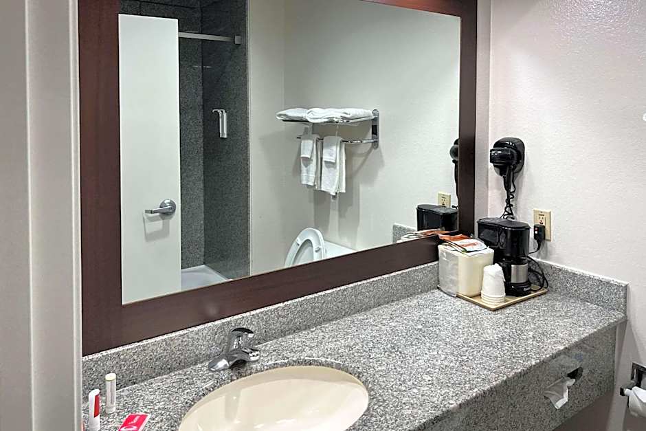 Econo Lodge Beaumont I-10 South