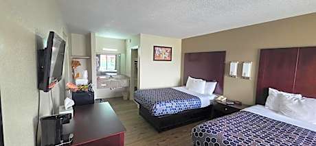 Deluxe Double Room with Two Double Beds - Non-Smoking