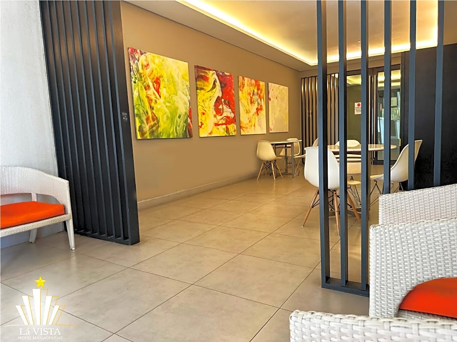 The Shore Hotel & Residences By La VISTA