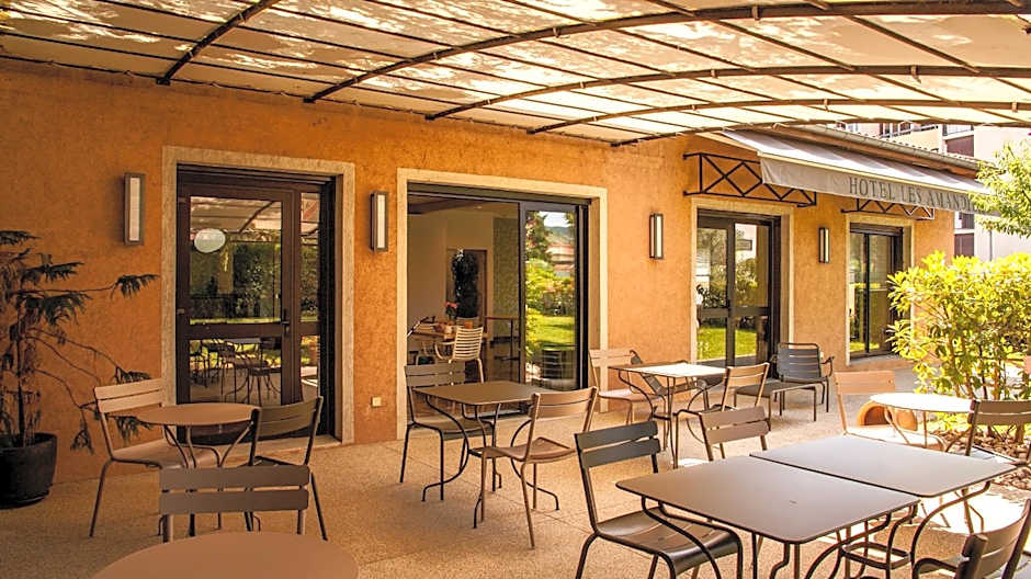 Hotel Les Amandiers