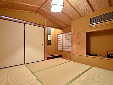 Japanese-Style Junior Suite