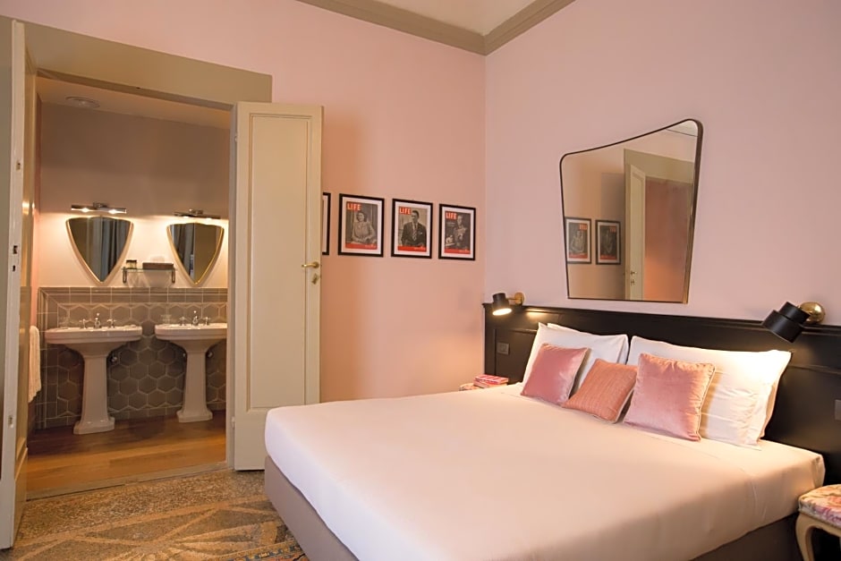 AdAstra Suites