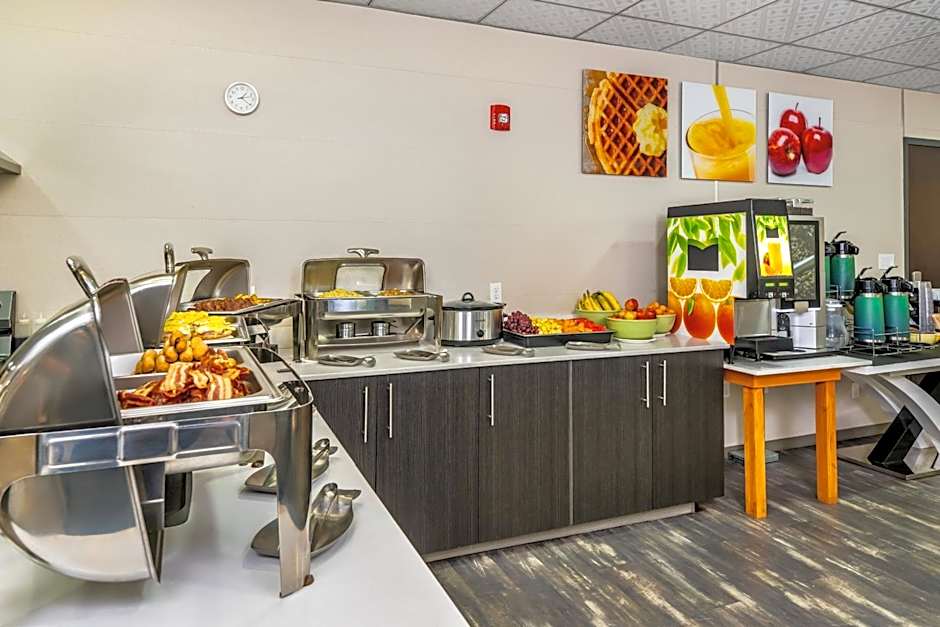 Quality Inn Sunshine Suites