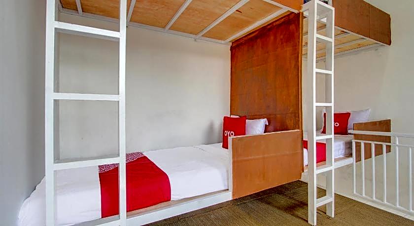 Hotel O Wonosobo Bunkbed