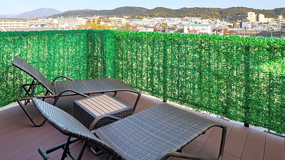 Kyoto City Gardens Hotel – Kyoto, IL