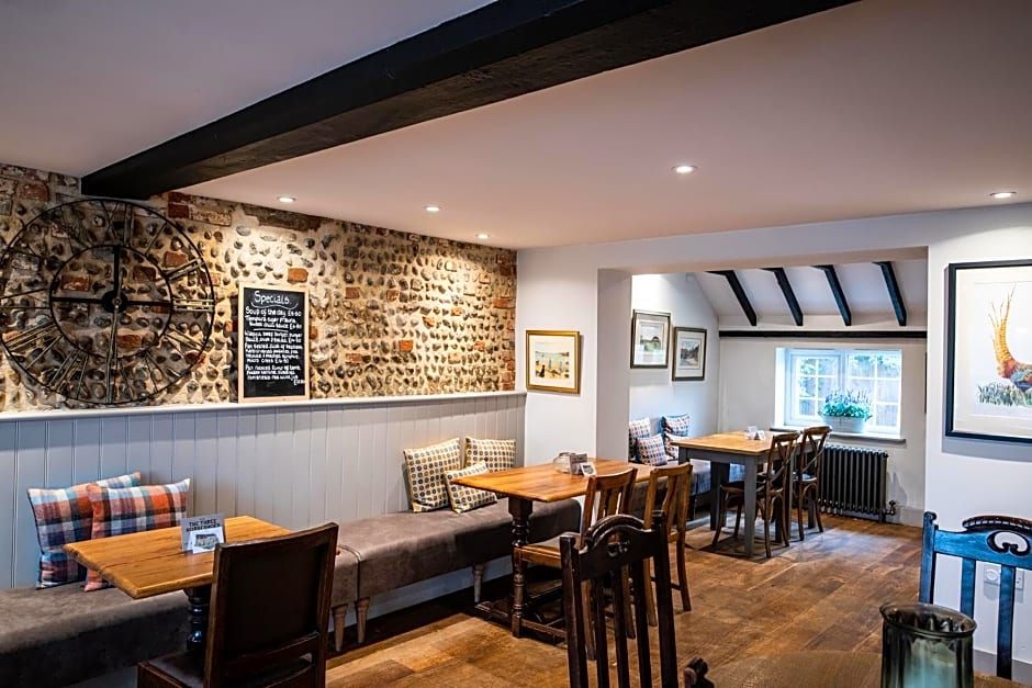 The Three Horseshoes