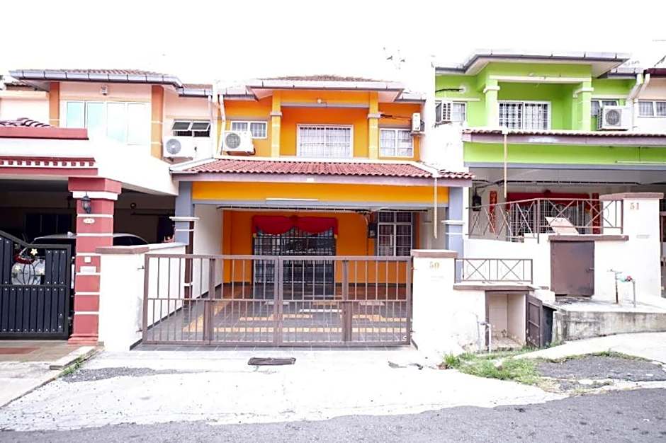 OYO Homes 90575 CK Bahau Homestay