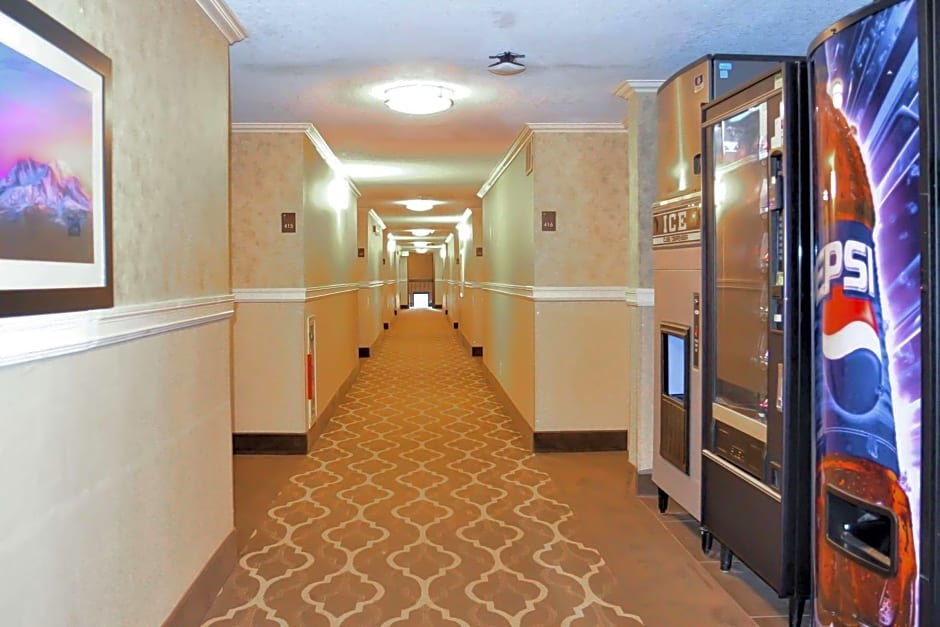 Comfort Inn & Suites Vancouver Downtown City Center