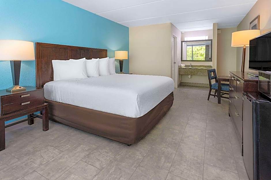 Travelodge by Wyndham Kingsland GA