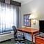 La Quinta Inn & Suites by Wyndham Melbourne