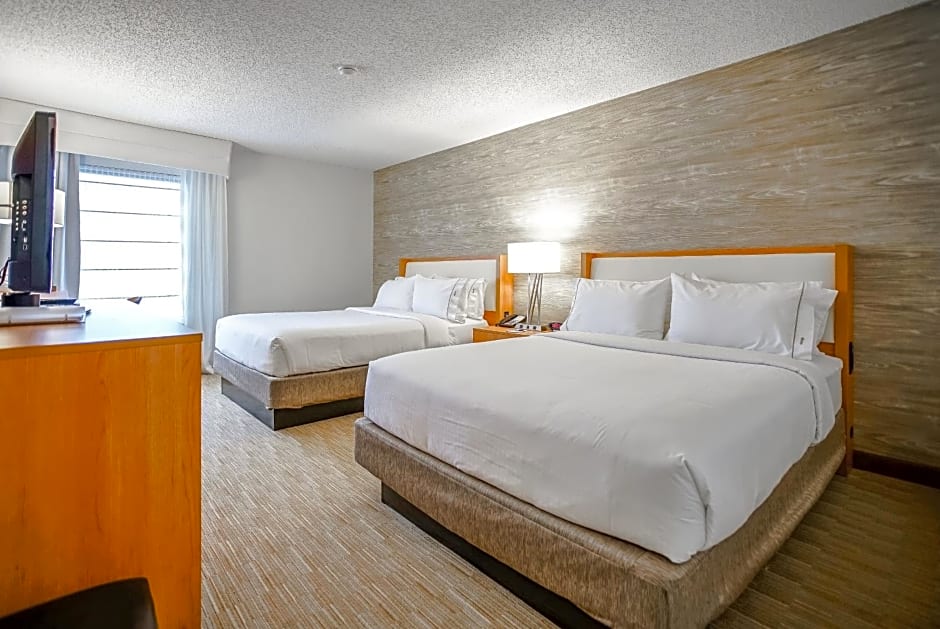 Sleep Inn & Suites