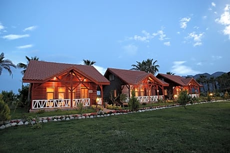 Villa with Garden View