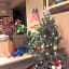 Hilltop Inn & Suites