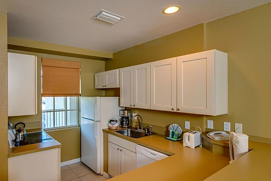 Olde Marco Island Inn And Suites