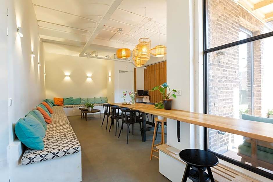 Pink Flamingo Boutique Hostel