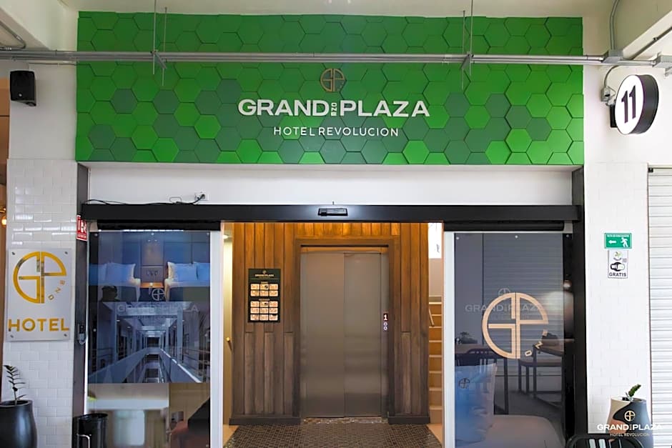 Hotel Grand One Plaza
