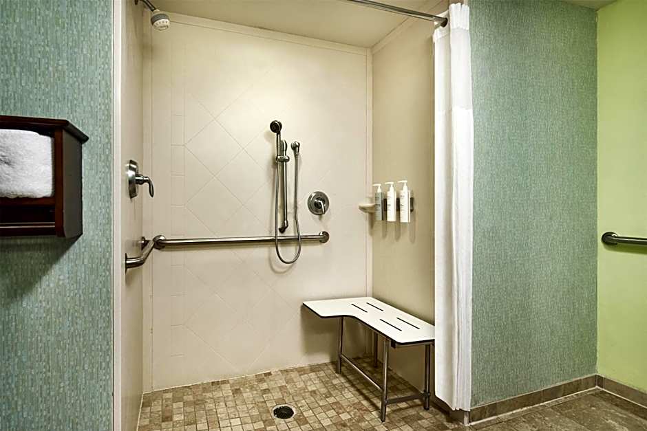 Hampton Inn By Hilton And Suites Destin