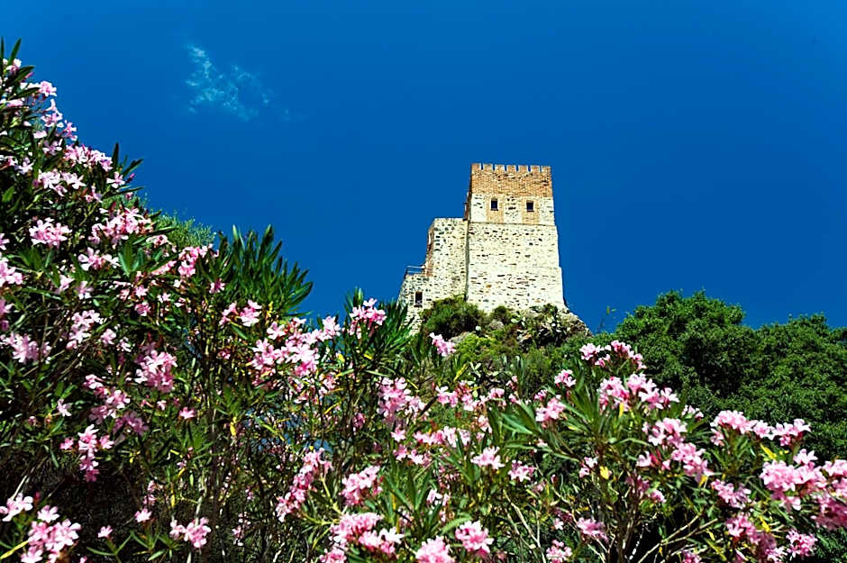 Zdjęcie 1 z 42 — Castello Malicas