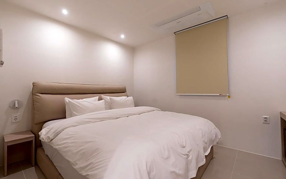 Jeonju Junghwasan-dong MH HOTEL