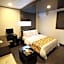 Goodstay Lanuit Hotel