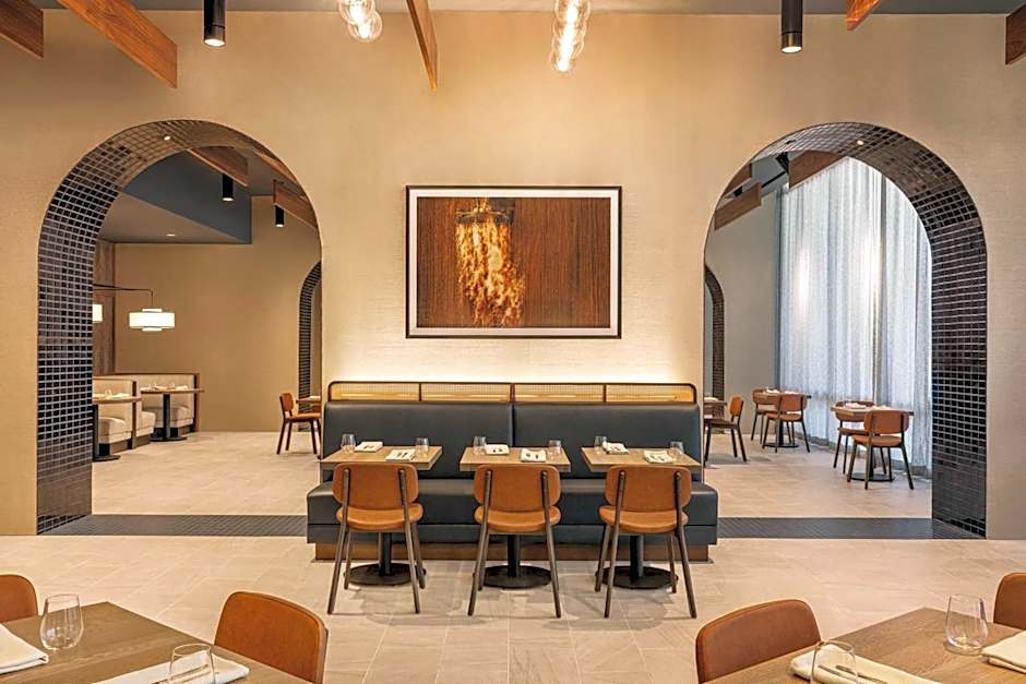 DoubleTree By Hilton Abilene Downtown Convention Center