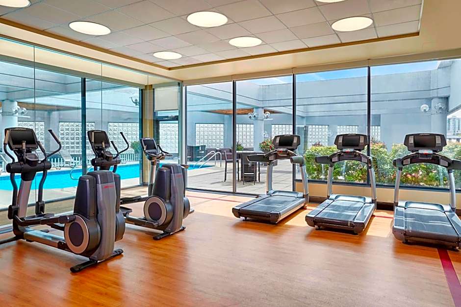 Sheraton Vancouver Guildford Hotel