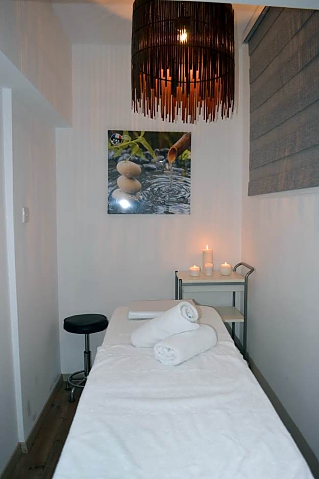 Les Palmiers Beach Boutique Hotel & Luxury Apartments