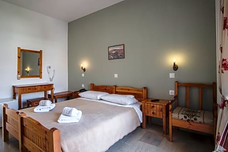 Pontiglio Twin Double Room