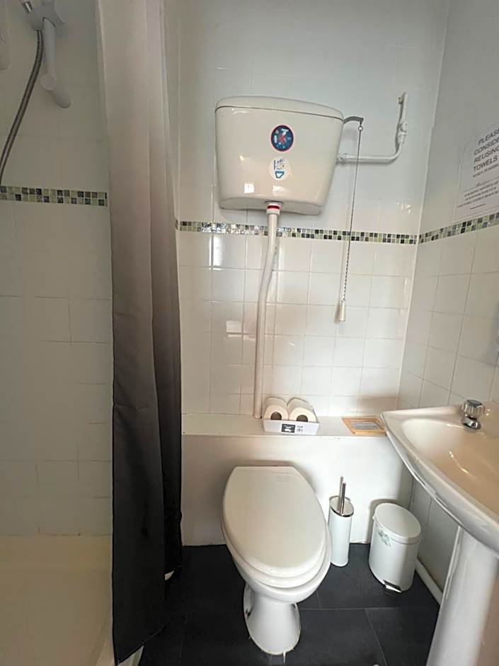 Modern Rooms with SELF Check-In The Castle, Coldstream