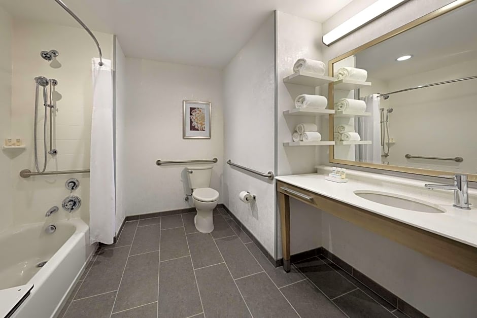 Hampton Inn By Hilton Long Beach Airport, Ca