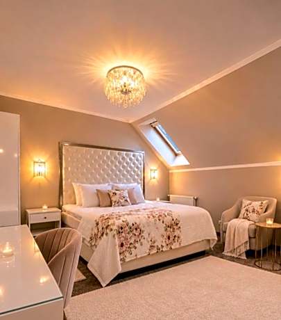 Double Room with Spa Bath