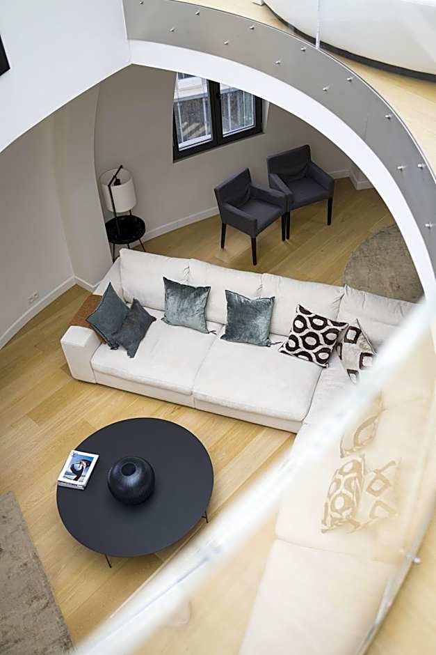 Triplex penthouse in the city center