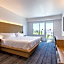 Hotel Mai Downtown Long Beach