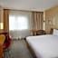 Novotel London West