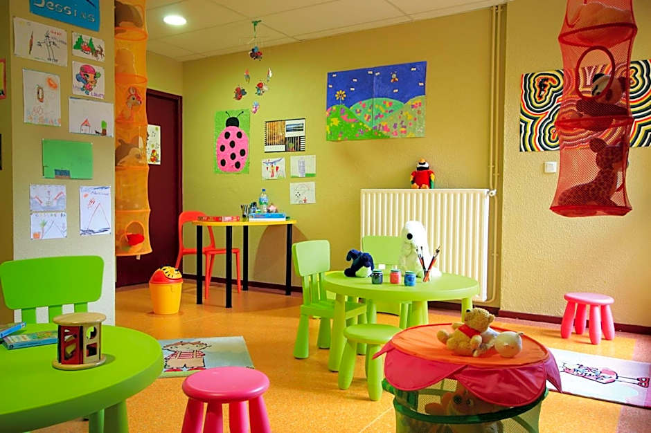 Lagrange Vacances Le Domaine des 100 Lacs