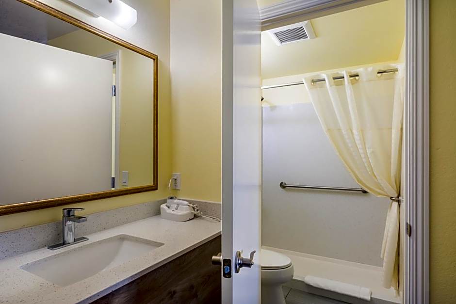 Americas Best Value Inn Santa Rosa, CA