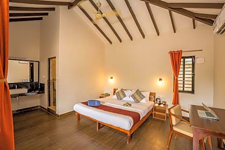 Deluxe Private Cottage