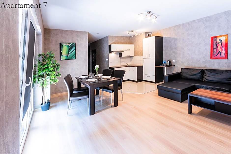 Apartamenty Katowice by Lantier - Swimming Pool Zone