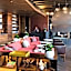 Cambria Hotel Boston Somerville