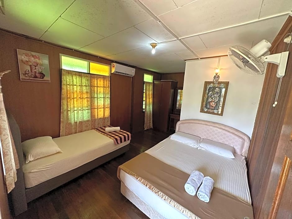 Mama's Chalet Pulau Perhentian Besar