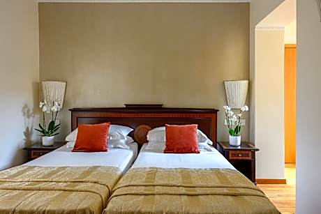 Twin - 2 Beds Room
