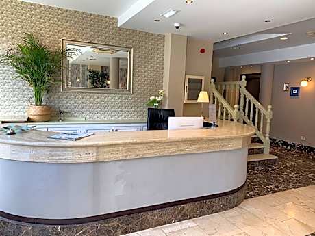Hotel Arcea Villaviciosa