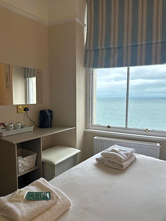 Clarence House Hotel